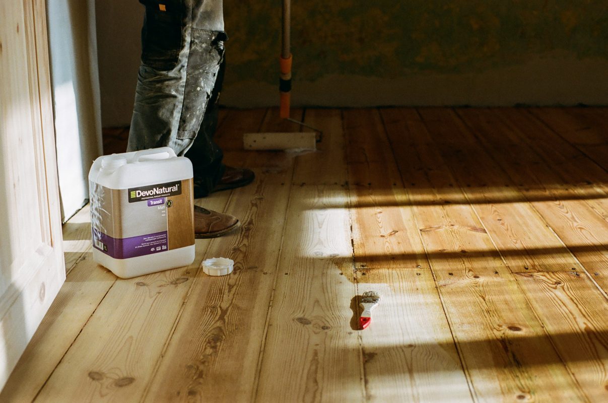 Grīdas atjaunošanas process