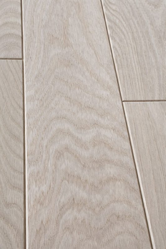 Masīvkoka grīdas dēlis 15x150x(500-1600)