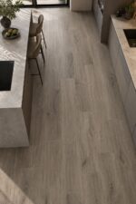 Oak Boston xl vinila grīda virtuves interjerā